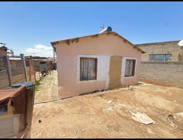 2 BEDROOM HOUSE FOR SALE IN TEMBISA CENTRAL